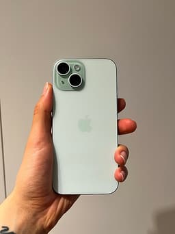 Apple iPhone 15 128 GB grön