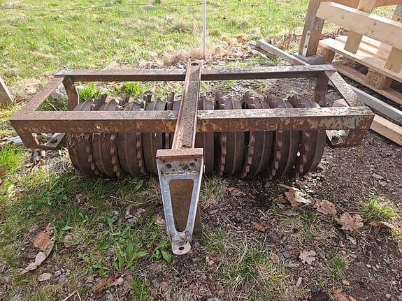 Ringvält för åkgräsklippare