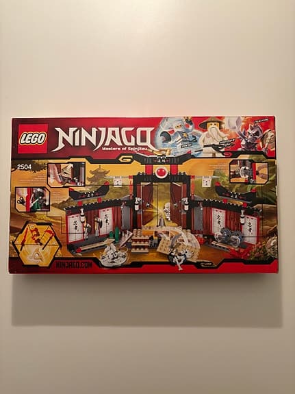 OÖPPNAT LEGO Ninjago 2504 Spinjitzu Dojo
