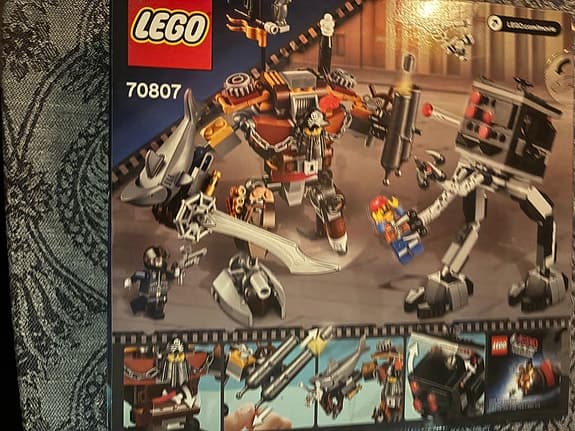 OÖPPNAT LEGO The LEGO Movie 70807 MetalBeard’s Duel