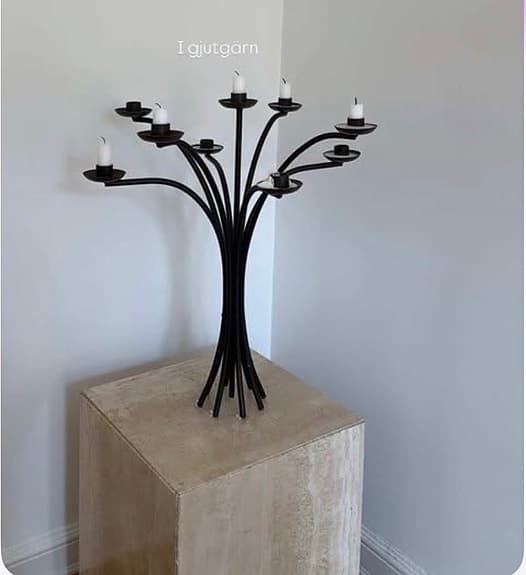 Stor ljusstake i gjutgärn