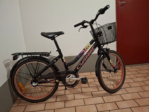 Crescent barncykel 20" svart med korg