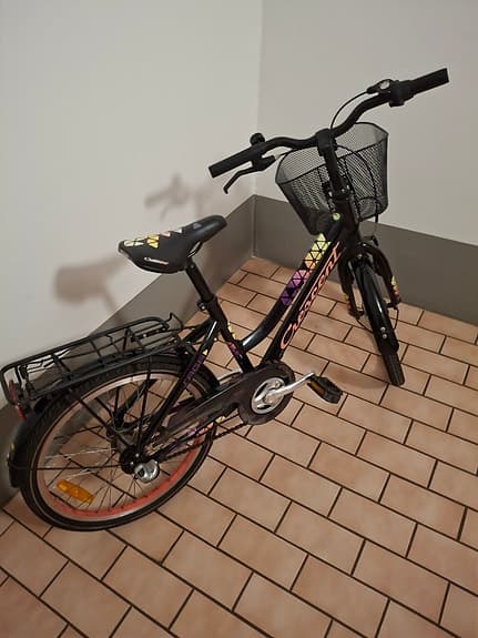 Crescent barncykel 20" svart med korg