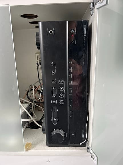 Yamaha hemmabioreceiver med Bluetooth och HDMI