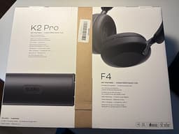 K2 pro hörlurar + F4 högtalare (bundle)