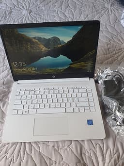HP bärbar dator 14 tum vit Intel