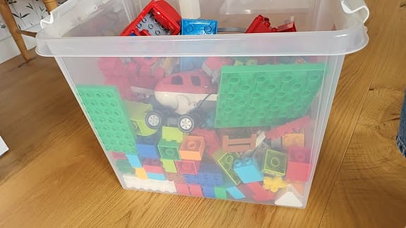 LEGO DUPLO blandade klossar och fordon