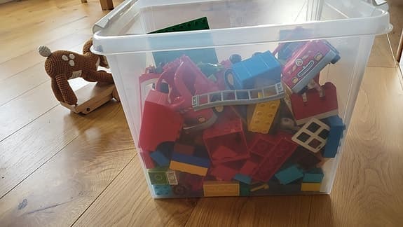 LEGO DUPLO blandade klossar och fordon