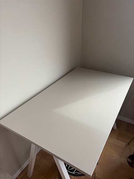 Skrivbord i mycket bra skick.