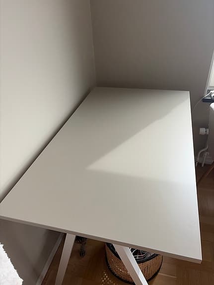 Skrivbord i mycket bra skick.