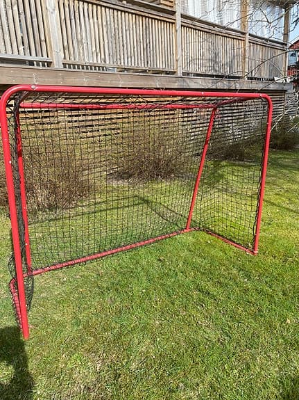 Fullstort innebandymål