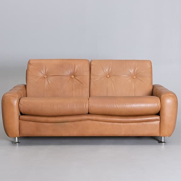 Vintage skinnsoffor & fåtölj på kromade hjul - Skandinavisk design NILI 70-tal