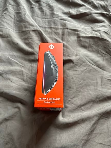 SteelSeries Aerox 3 Wireless gamingmus