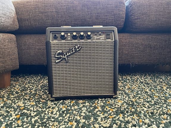 Squier Frontman 10G gitarrförstärkare