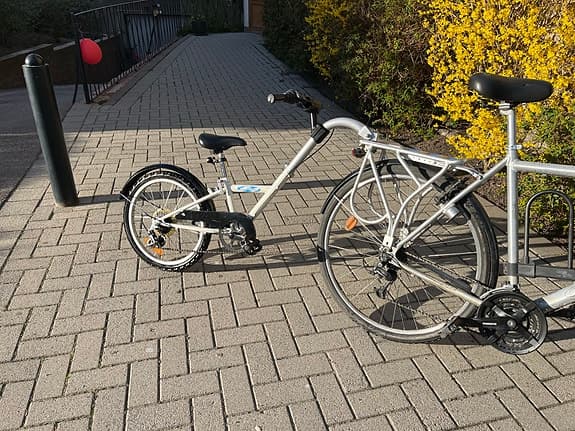 Påhängscykel + specialpakethållare