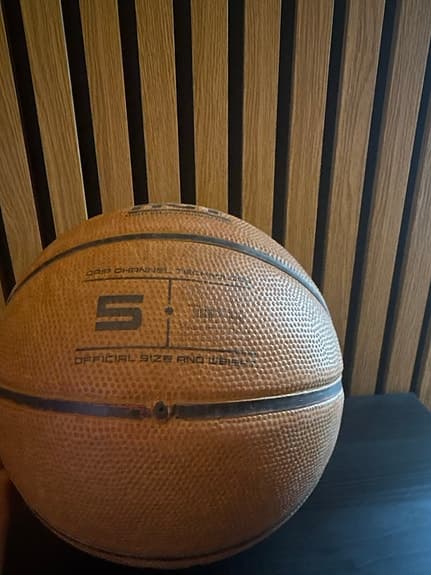 SOC HGT basketboll stl 5 brun