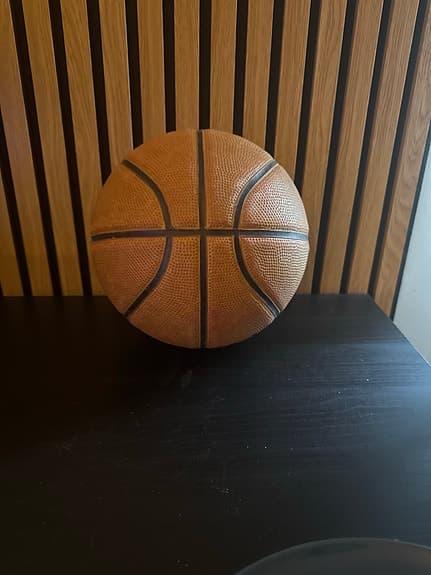 SOC HGT basketboll stl 5 brun