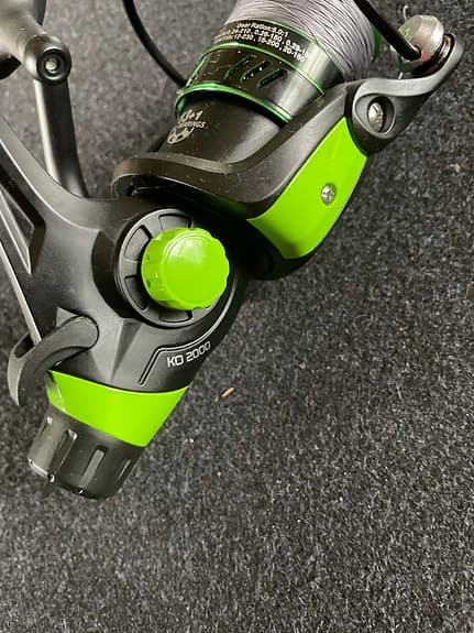 Haspelrulle svart/grön med lina 13+1 kullager