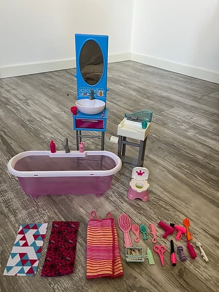Barbie badrum lekset med badkar och tillbehör