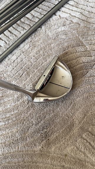 Cobra järnset grafite + chipper o putter