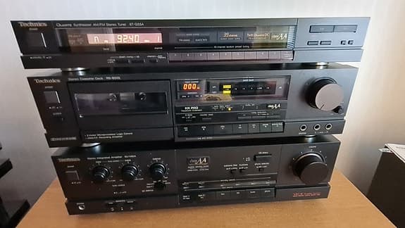 Vintage hifi Technics stereo från 80 talet