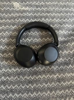 Sony WH-XB910N, Oanvända trådlösa hörlurar med brusreducering