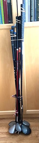 12 st Golfklubbor blandade märken järn och woods