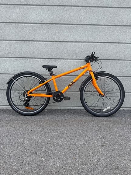 Frog 62 24” - smidig och sportig barncykel i mycket fint skick 🚲