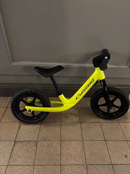 Crescent balanscykel 12" gulgrön