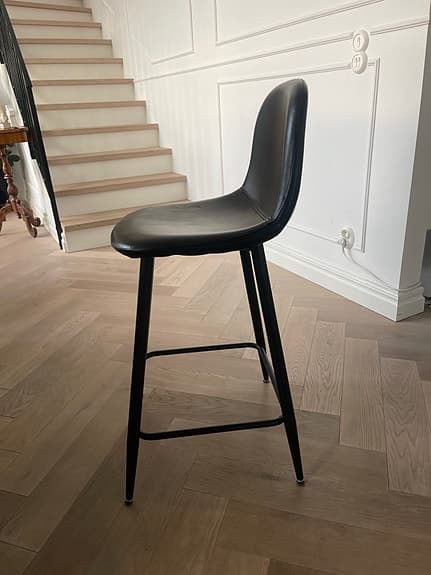Mio bar stolar