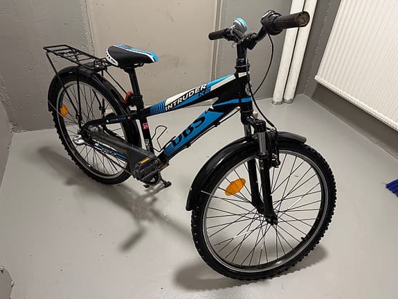 DBS barncykel 24" svart/blå