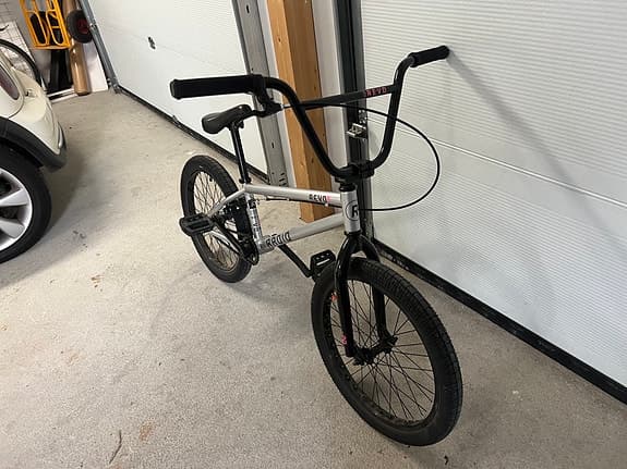 Radio revo jumper bmx