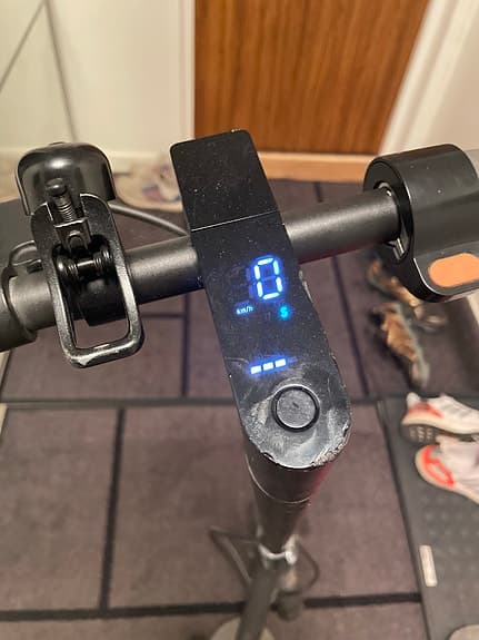 Xiaomi elscooter svart