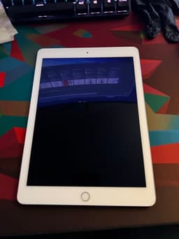iPad Air (2 stycken) – fungerande och välskötta