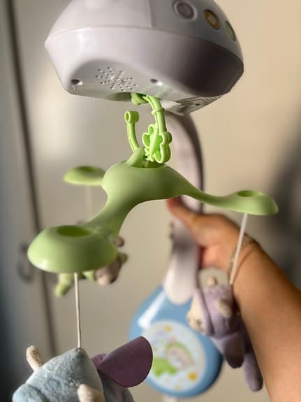 Fisher-Price speldosa och sängmobil med projektor för spjälsäng