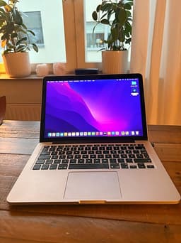 Apple MacBook Pro 13" Retina laptop silver