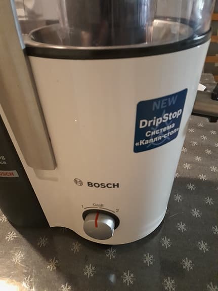 råsaftcentrifug bosch cncj03
