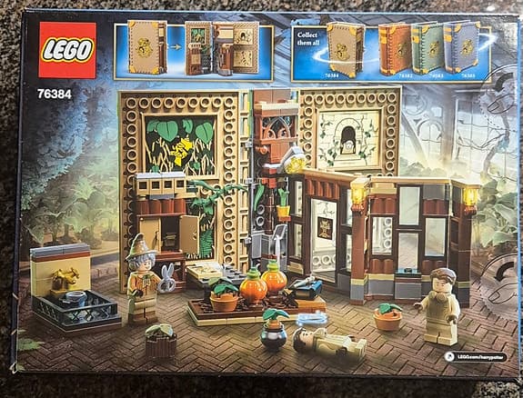 LEGO Harry Potter Hogwarts Herbology Class set 76384