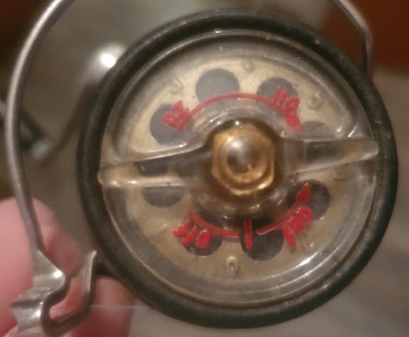 "SPINETTE" Fiskespinnrulle fr 50 talet svart spole m transparant lock. SAMLARE!