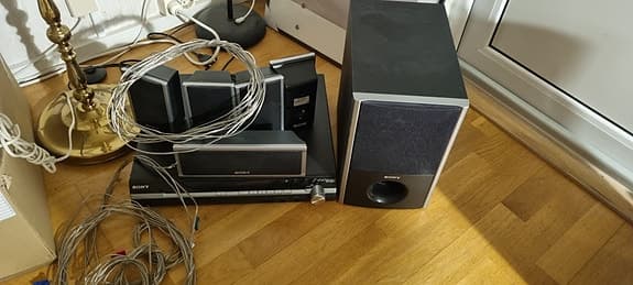 Sony hemmabio 5.1 – DAV-DZ260 – komplett