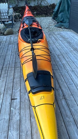 Riot kajak, sprayskirt, transportvagn, takräckshållare