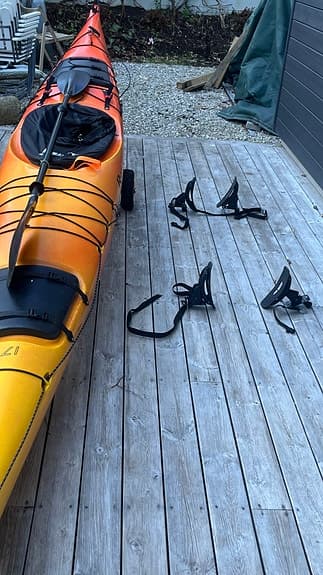 Riot kajak, sprayskirt, transportvagn, takräckshållare