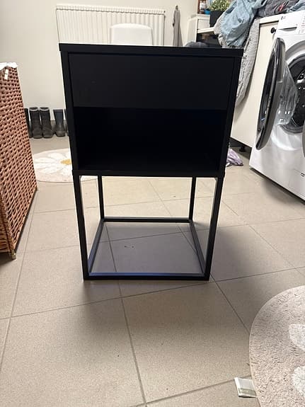 Ikea Vikhammer sängbord