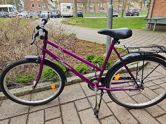 Damcykel 26 tum, 3 växlar med fotbroms