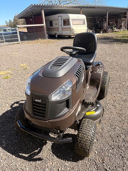 Åkgräsklippare MTD spec edition LT 92S EX med snöblad
