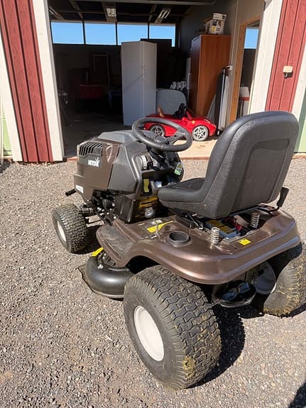 Åkgräsklippare MTD spec edition LT 92S EX med snöblad