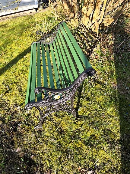 Liten Parkbänk Gjutjärn med Lejon