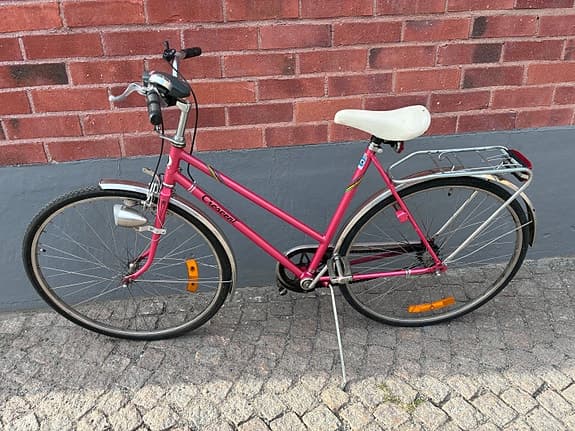 Crescent damcykel 28 tum med original lås cykel