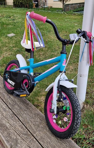 White Barncykel 12 tum