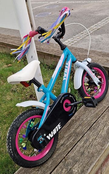 White Barncykel 12 tum